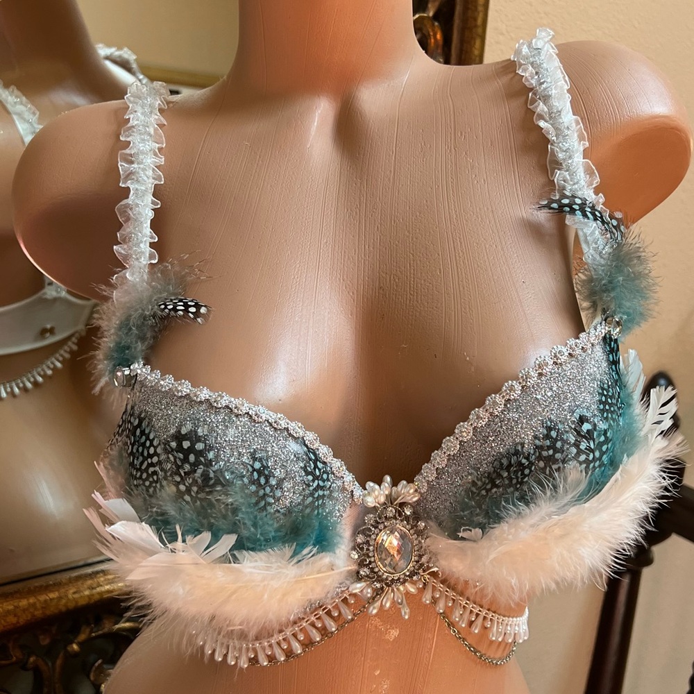 Sexy handmade sequin and feather rave bra top costume